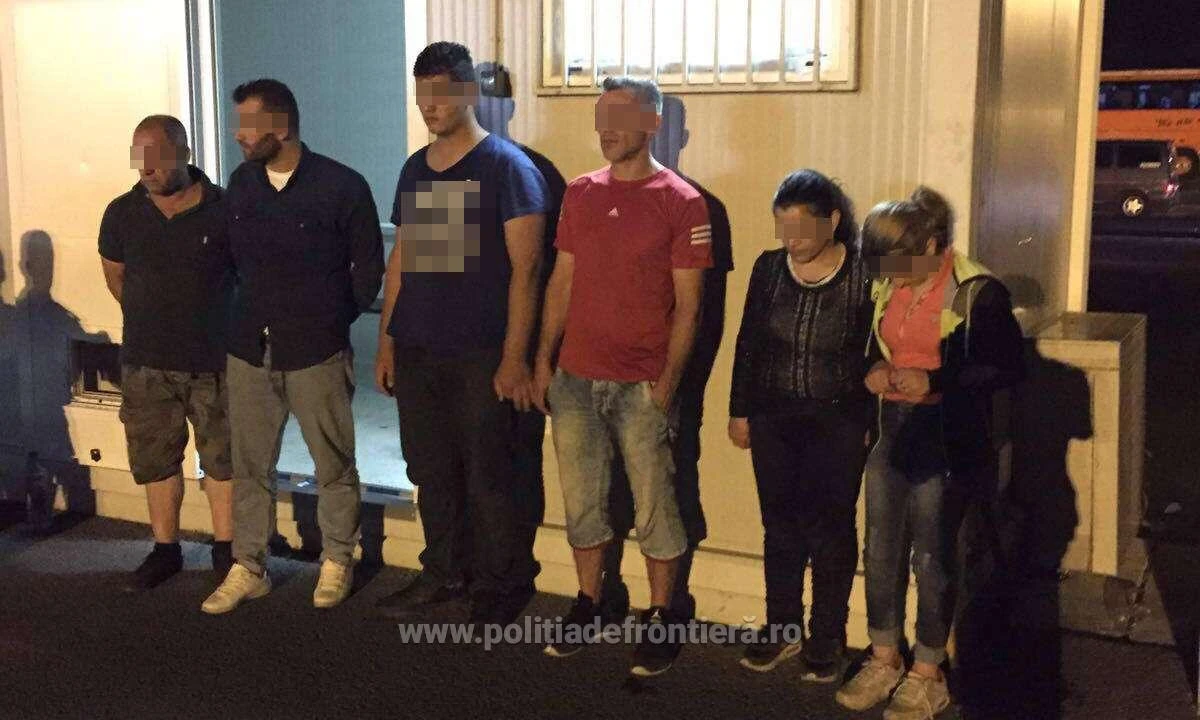 Șase cetăţeni din Siria şi Irak ascunşi într-o autoutilitară, opriţi la frontiera cu Ungaria