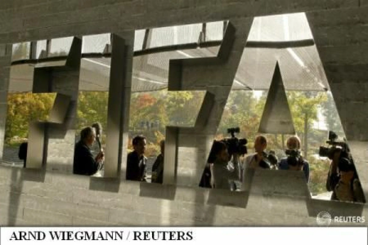 SASE OFICIALI FIFA AU FOST ARESTATI LA ZURICH PENTRU CORUPTIE