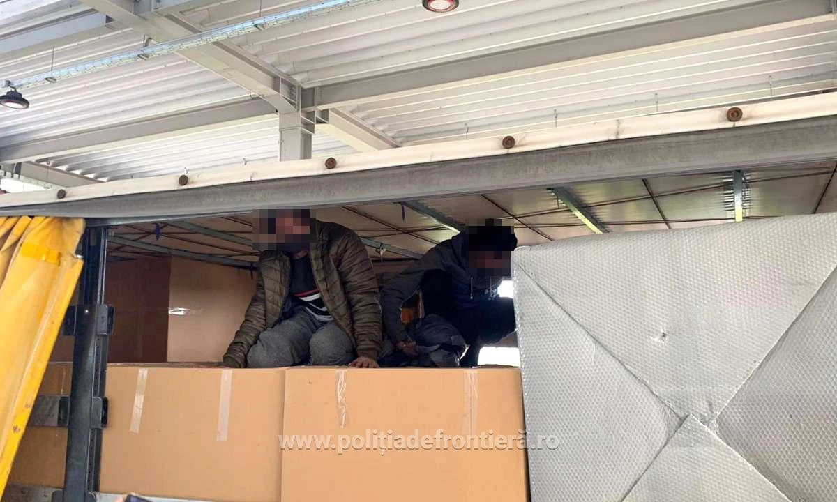 Șase sirieni și cinci afgani depistați la frontiera de vest