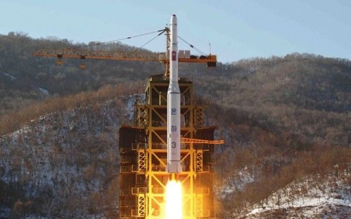 SATELITUL NORD-COREEAN ARE PROBLEME