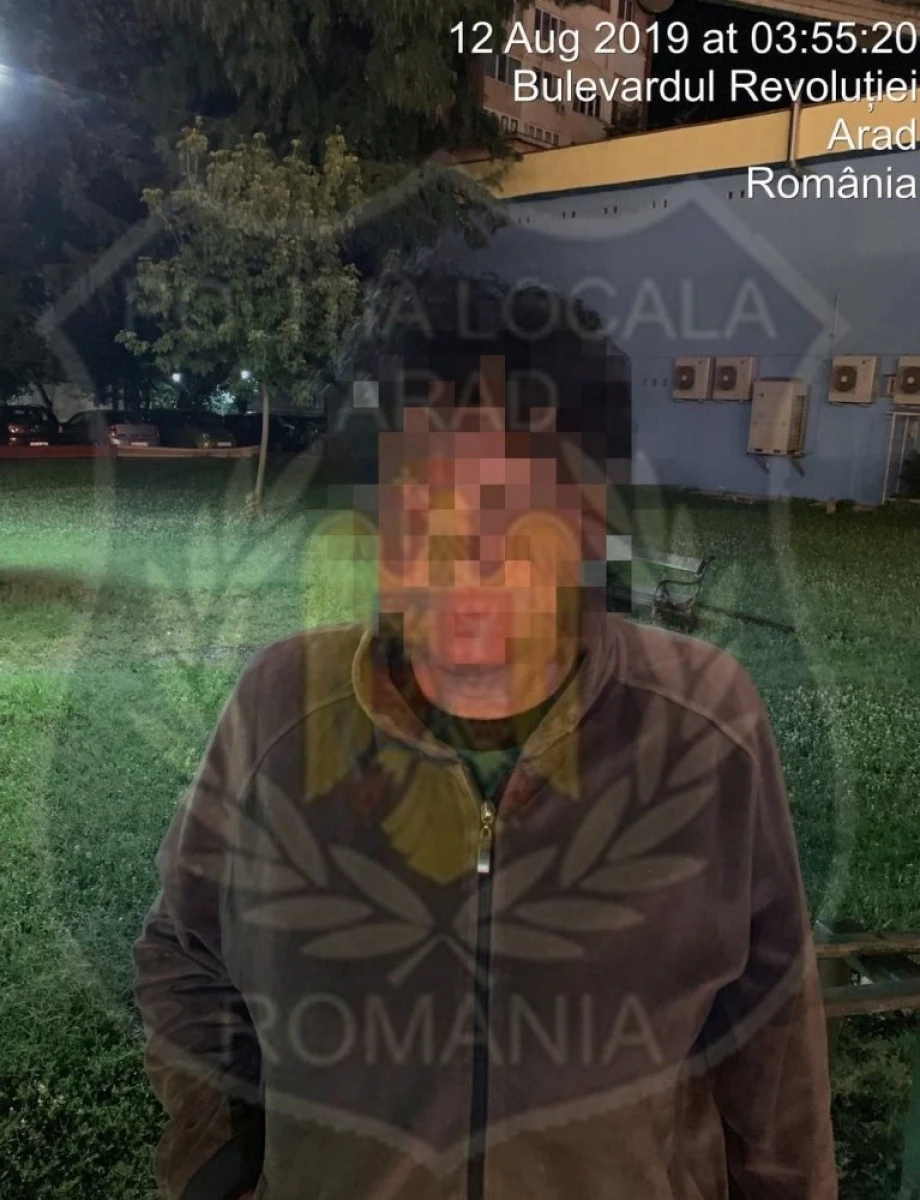 Scandal în intersecția Podgoria. Un bărbat și o femeie au fost amendați de polițiști