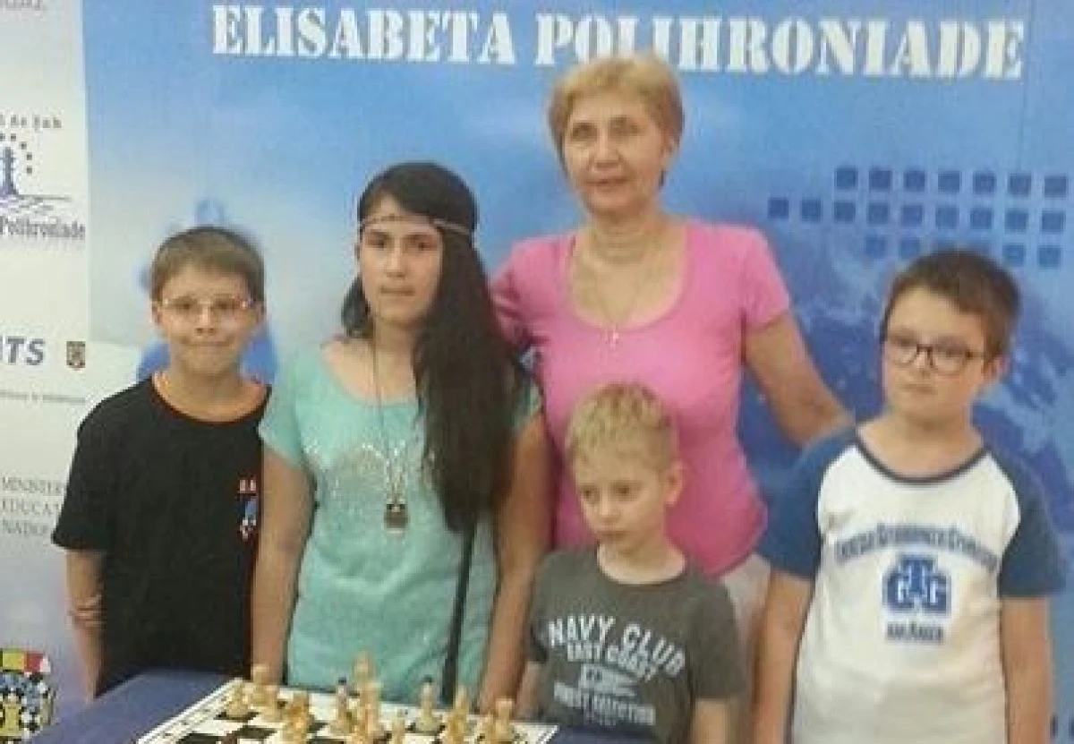 SCOALA GIMNAZIALA MIHAI EMINESCU DIN ARAD - LOCUL TREI PE TARA LA SAH
