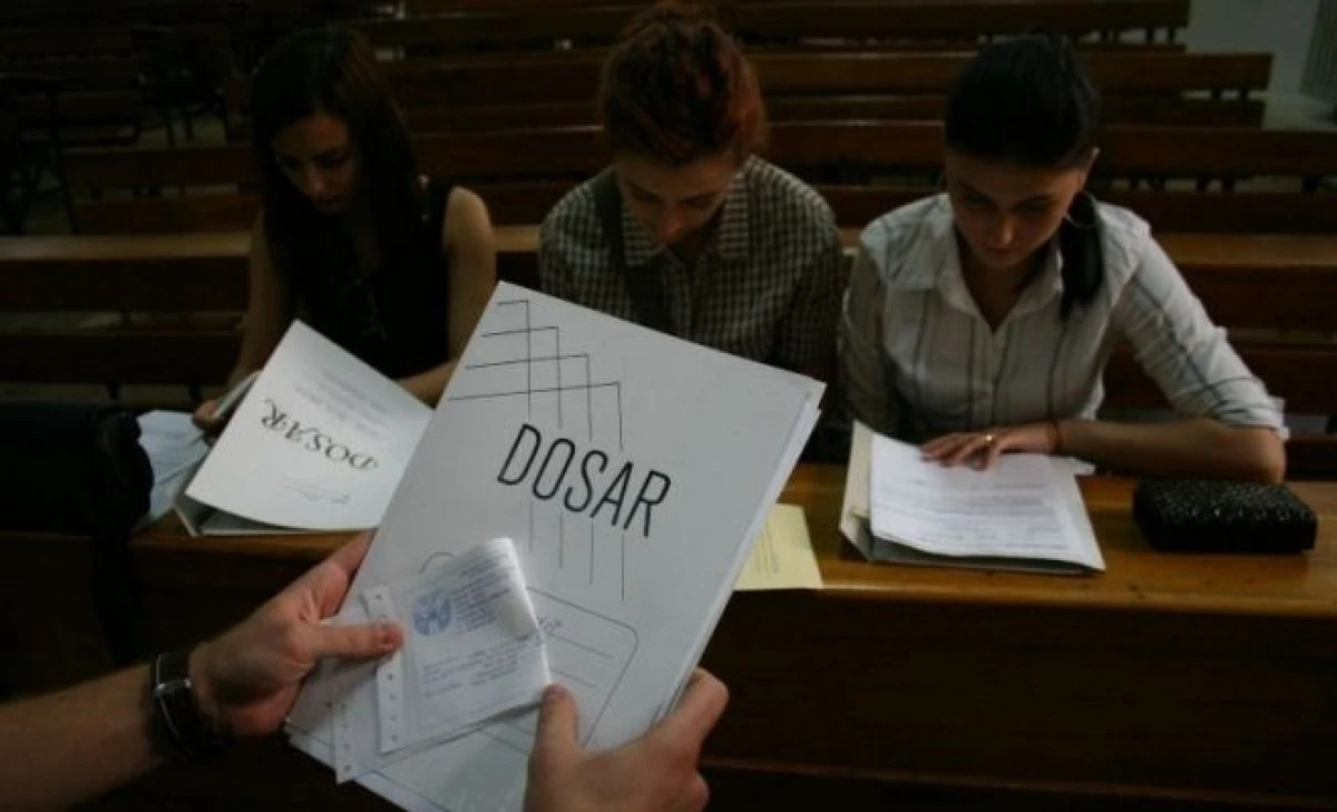 ȘCOLILE ȘI UNIVERSITĂȚILE NU VOR MAI SOLICITA COPII LEGALIZATE DUPĂ DOCUMENTE