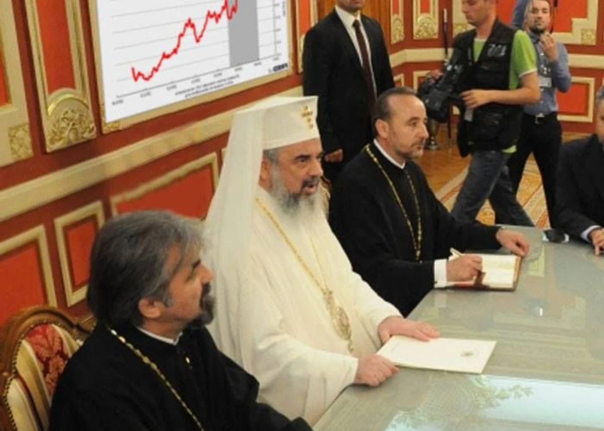 SCRISOAREA UNEI FOSTE PROFESOARE DE RELIGIE CATRE PREAFERICITUL DANIEL