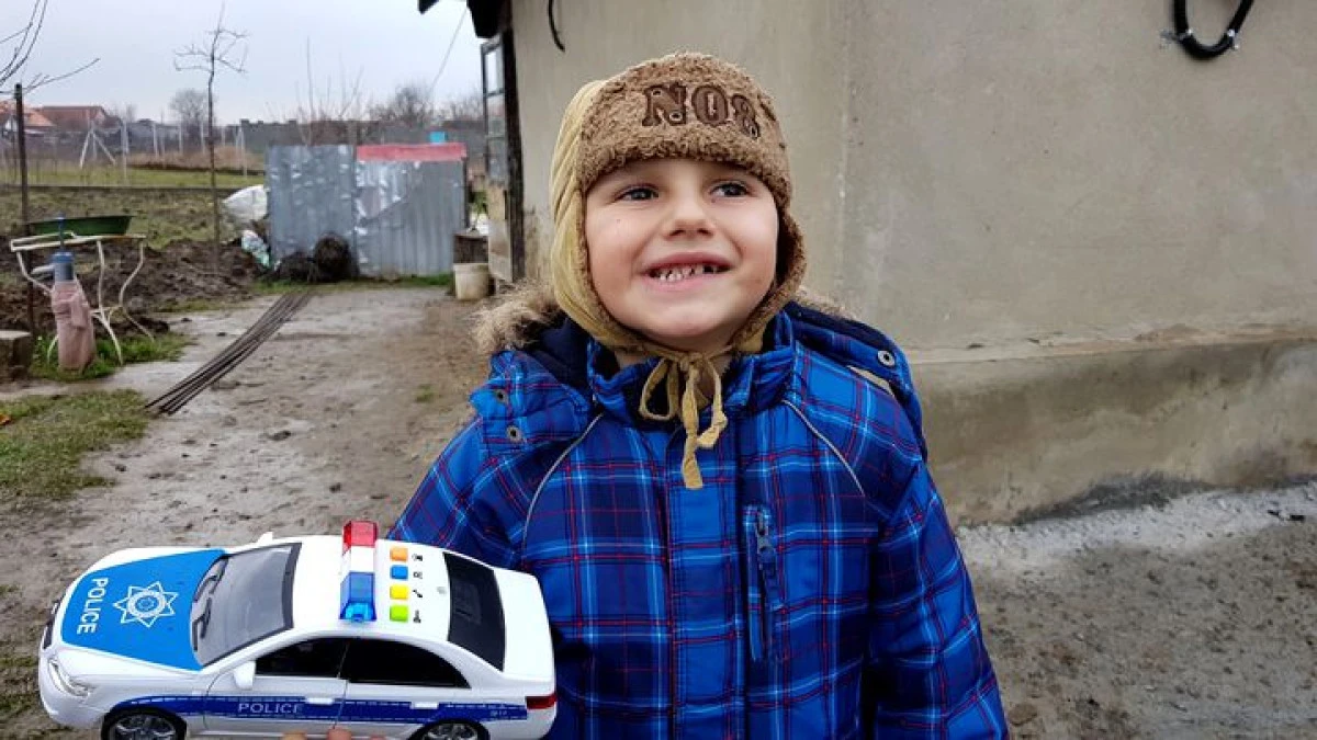 Se caută 50 de arădeni cu suflet mare! Cu doar 20 de lei și tu poți pune o cărămidă la ”Casa lui Denis”!