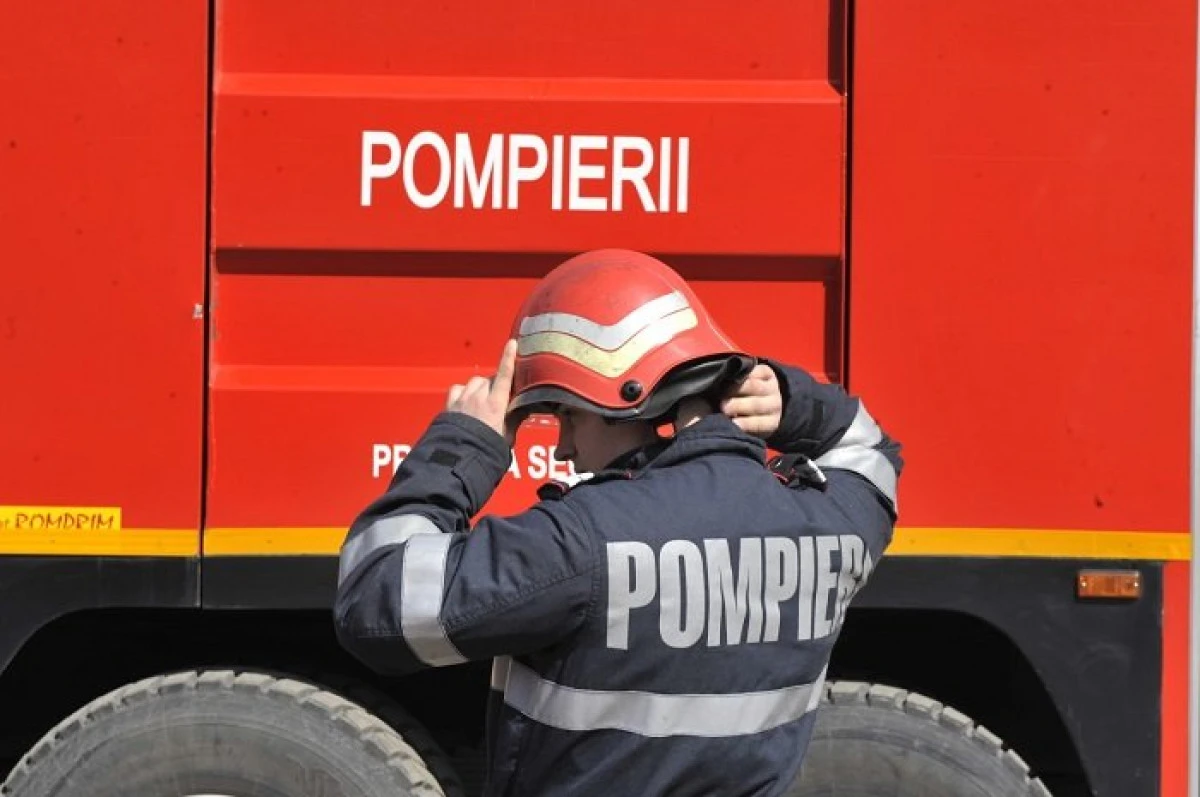 Se caută pompieri militari !