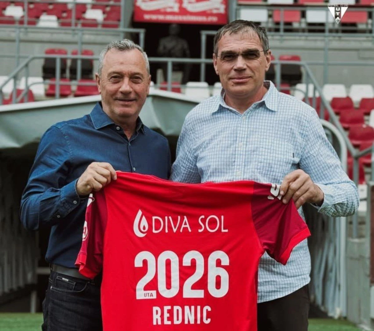 Se confirmă și oficial: Mircea Rednic a semnat încă doi ani cu UTA!