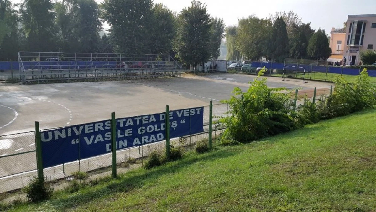 SE DESFIINTEAZA INCA O BAZA SPORTIVA. „CONSTRUCTORUL“ VA FI DEMOLATA, PENTRU A FACE LOC UNEI PARCARI ETAJATE