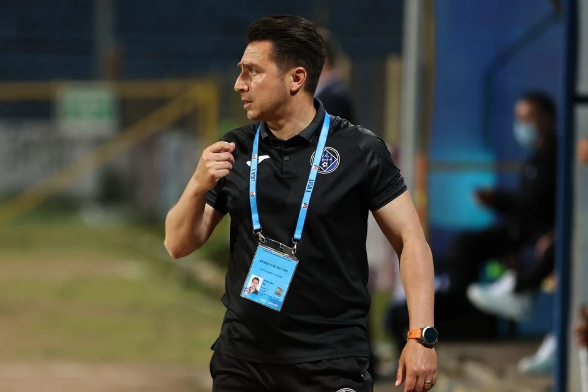 Se fac jocurile la UTA: Ilie Poenaru este ca și instalat antrenor, nume importante pe lista de achiziții pentru play-off!