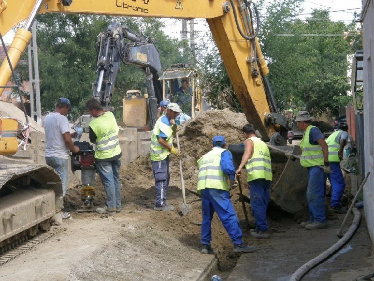 SE INTRERUPE APA POTABILA IN PODGORIA ARADULUI. VEZI COMUNELE
