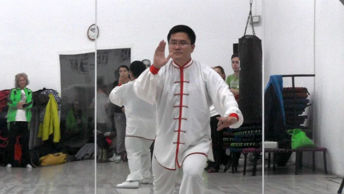 ȘEDINȚE GRATUITE DE TAI CHI, CU EXPERȚI CHINEZI, LA UVVG ARAD