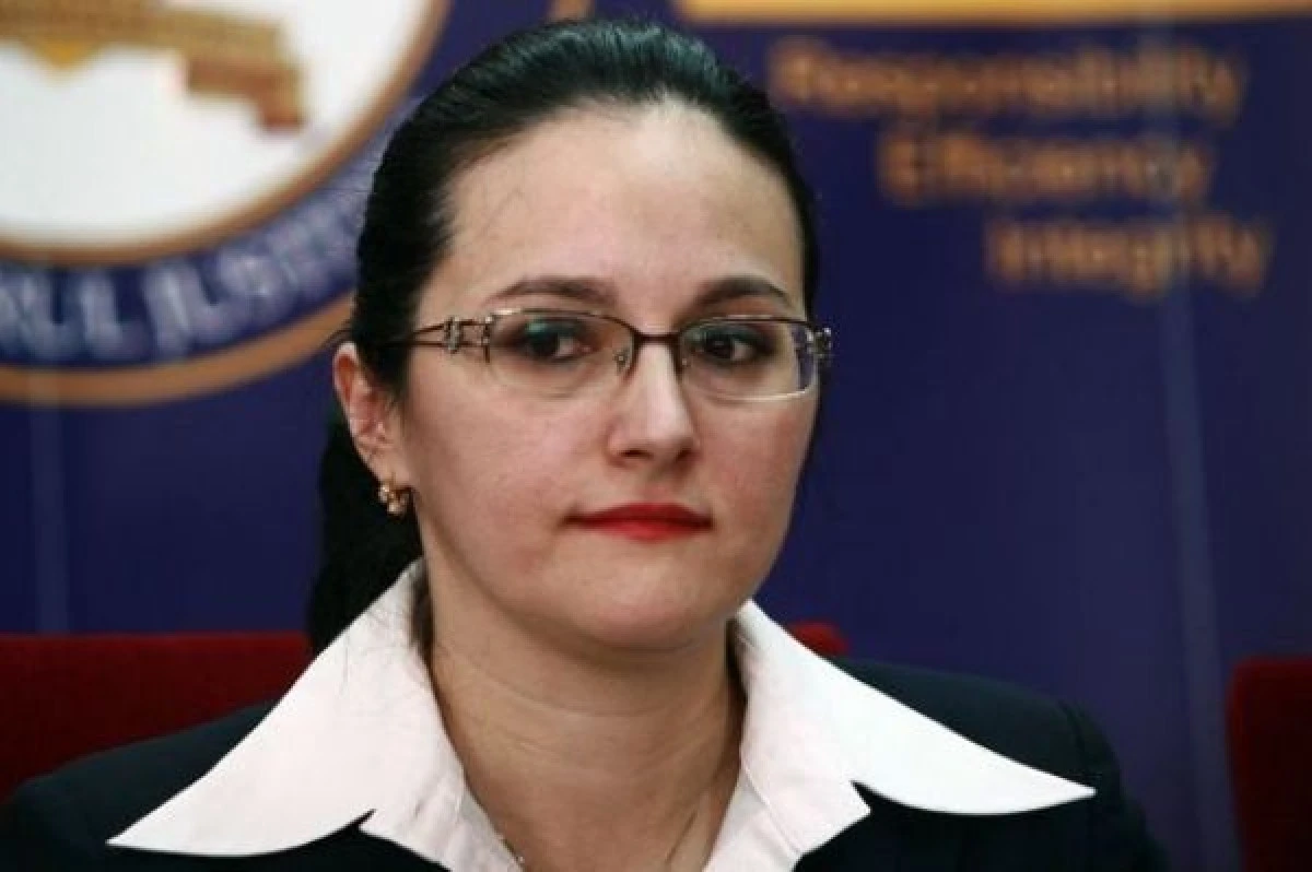 SEFA DIICOT, ALINA BICA, A FOST ARESTATA PENTRU 30 DE ZILE