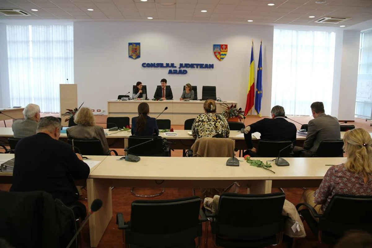 Şefii de secţie de la Spitalul Clinic Judeţean de Urgenţă Arad au fost consultaţi de  preşedintele CJ