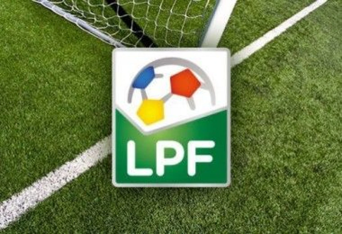 SEFII FOTBALULUI IAU IN CALCUL SUSPENDAREA ETAPEI DIN LIGA 1 CA URMARE A TRAGEDIEI DIN BUCURESTI