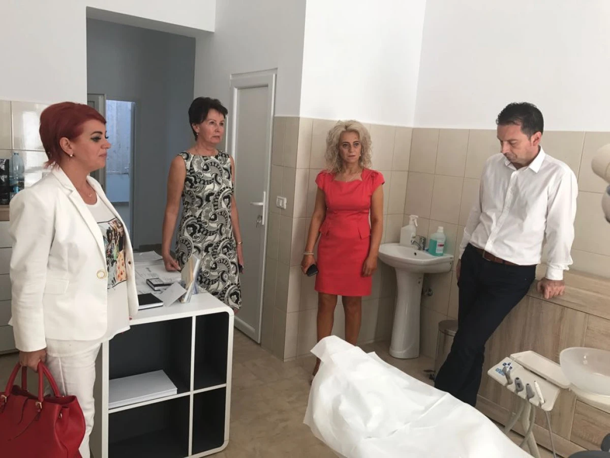 Șefii Prefecturii, ISJ și DSP, în vizită la unitățile de învățământ din Arad