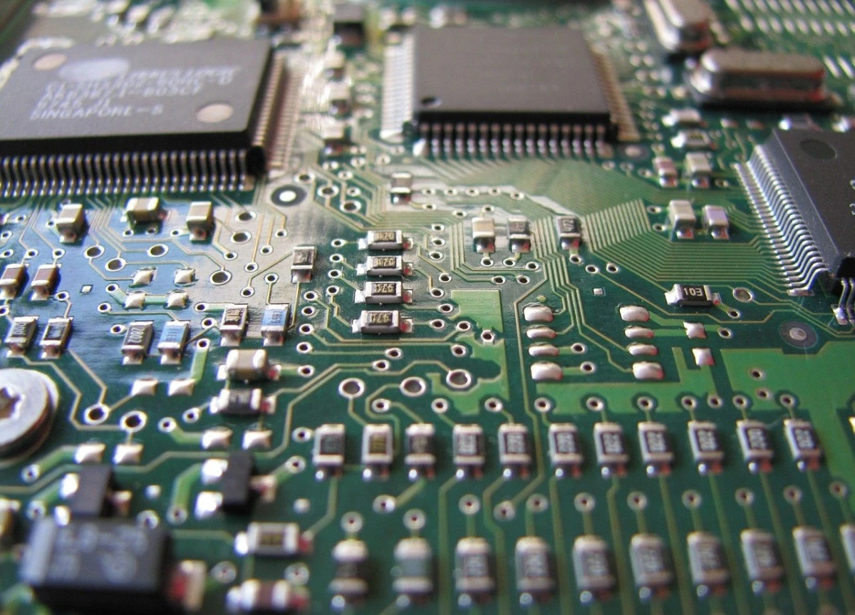 Semiconductorii: aceste cipuri mici care domină lumea