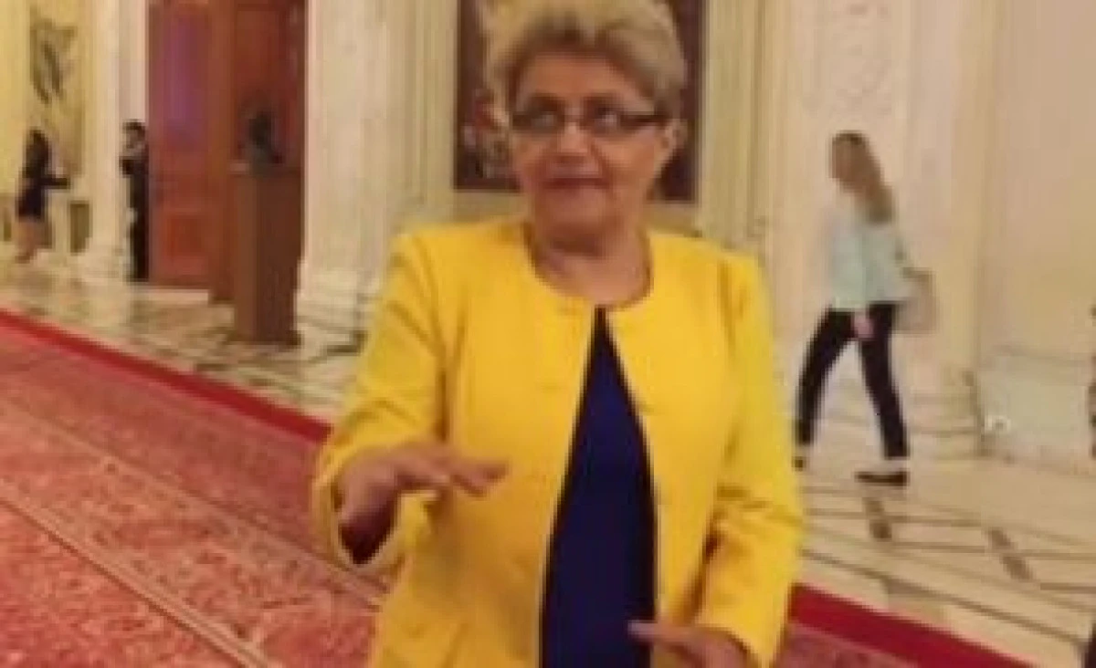 SENATOAREA CRISTIANA ANGHEL DATA AFARA DIN PLENUL SENATULUI IN TIMPUL DISCURSULUI LUI DACIAN CIOLOS