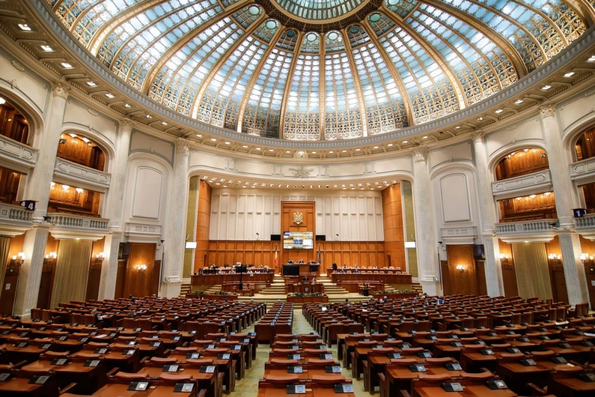Senatul şi Camera Deputaţilor și-au ales președinții: Ilie Bolojan și Ciprian Șerban