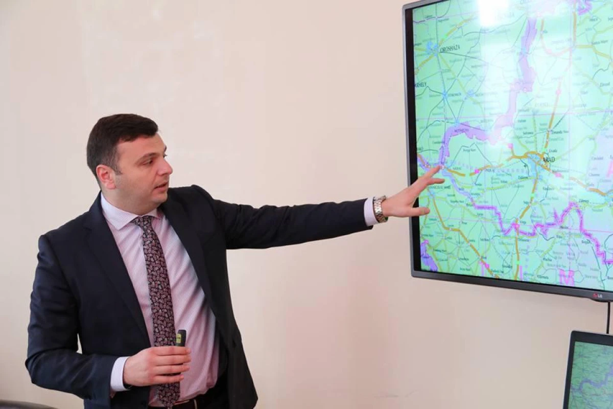 Sergiu Bîlcea: 70 de kilometri de covoare asfaltice în județul Arad