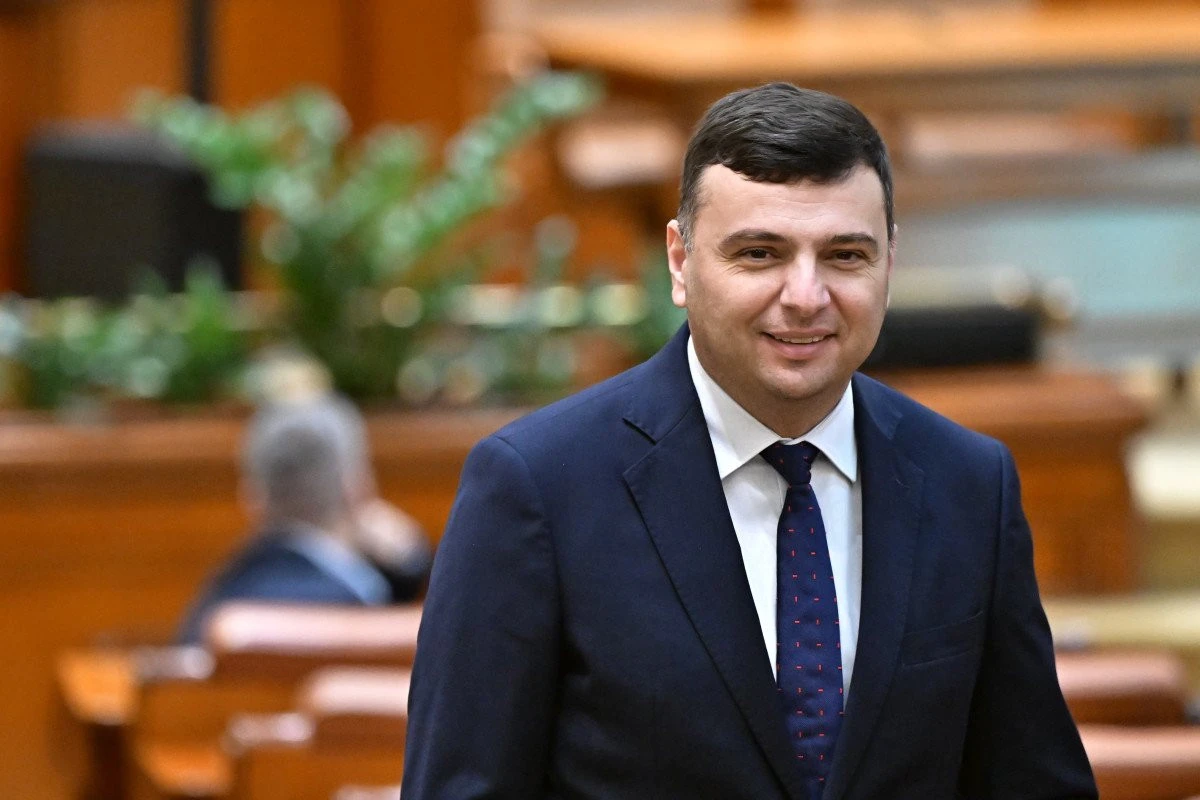 Sergiu Bîlcea: Avem de învățat: democrația înseamnă reguli și respect!