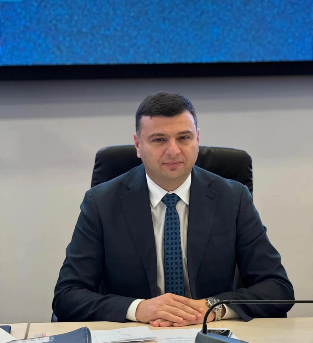 Sergiu Bîlcea: „Baza promovării taberelor de la Moneasa și Căsoaia o reprezintă inclusiv capacitatea de a asigura un acces facil”