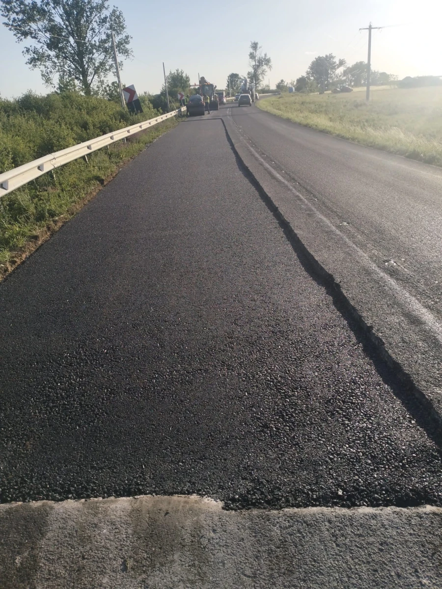 Sergiu Bîlcea: Lucrări de reparații, marcaje și defrișări pe mai multe drumuri județene din Arad