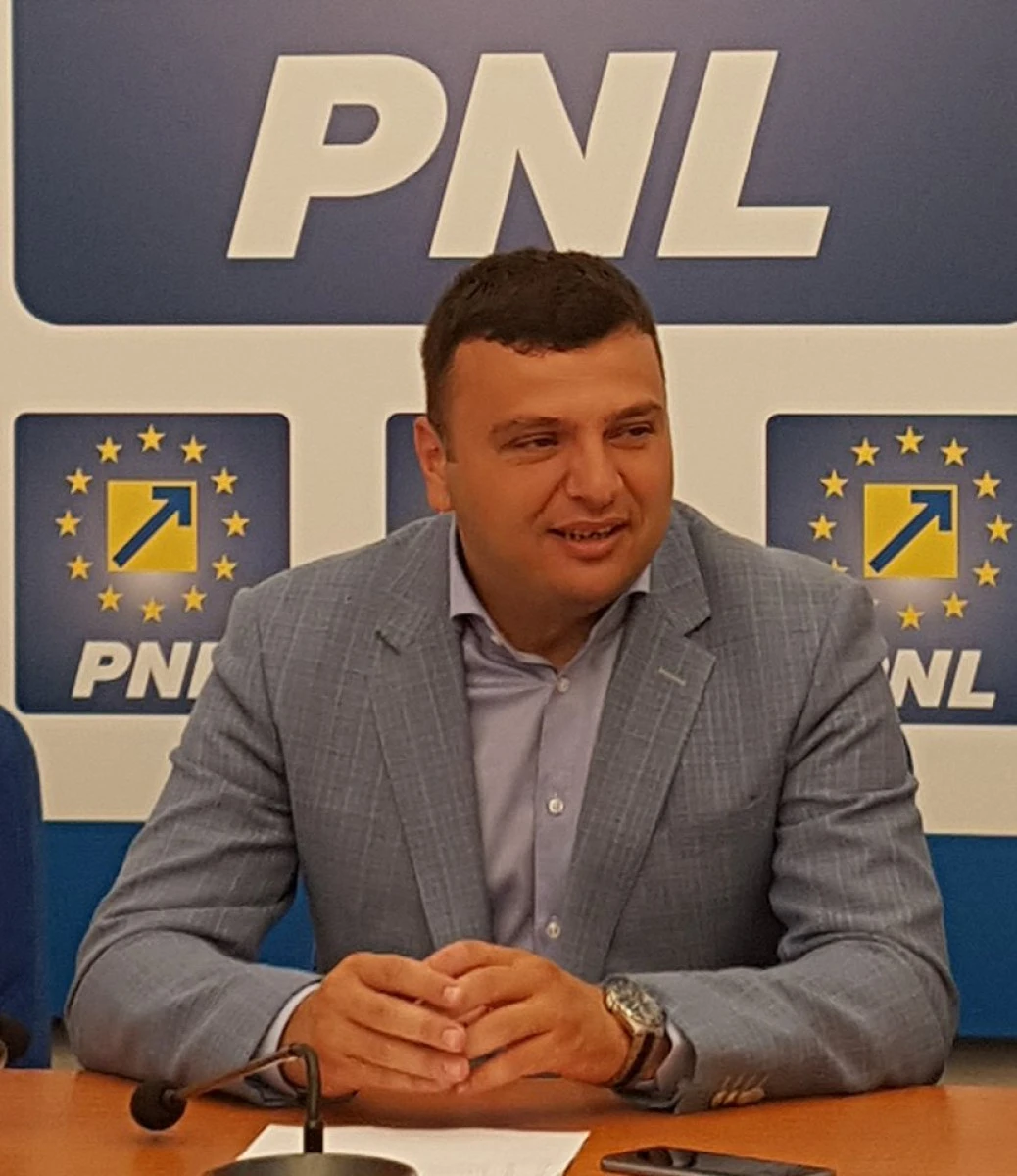 Sergiu Bîlcea (PNL): ”Campania 100 de străzi pentru Arad avansează în ritm bun”