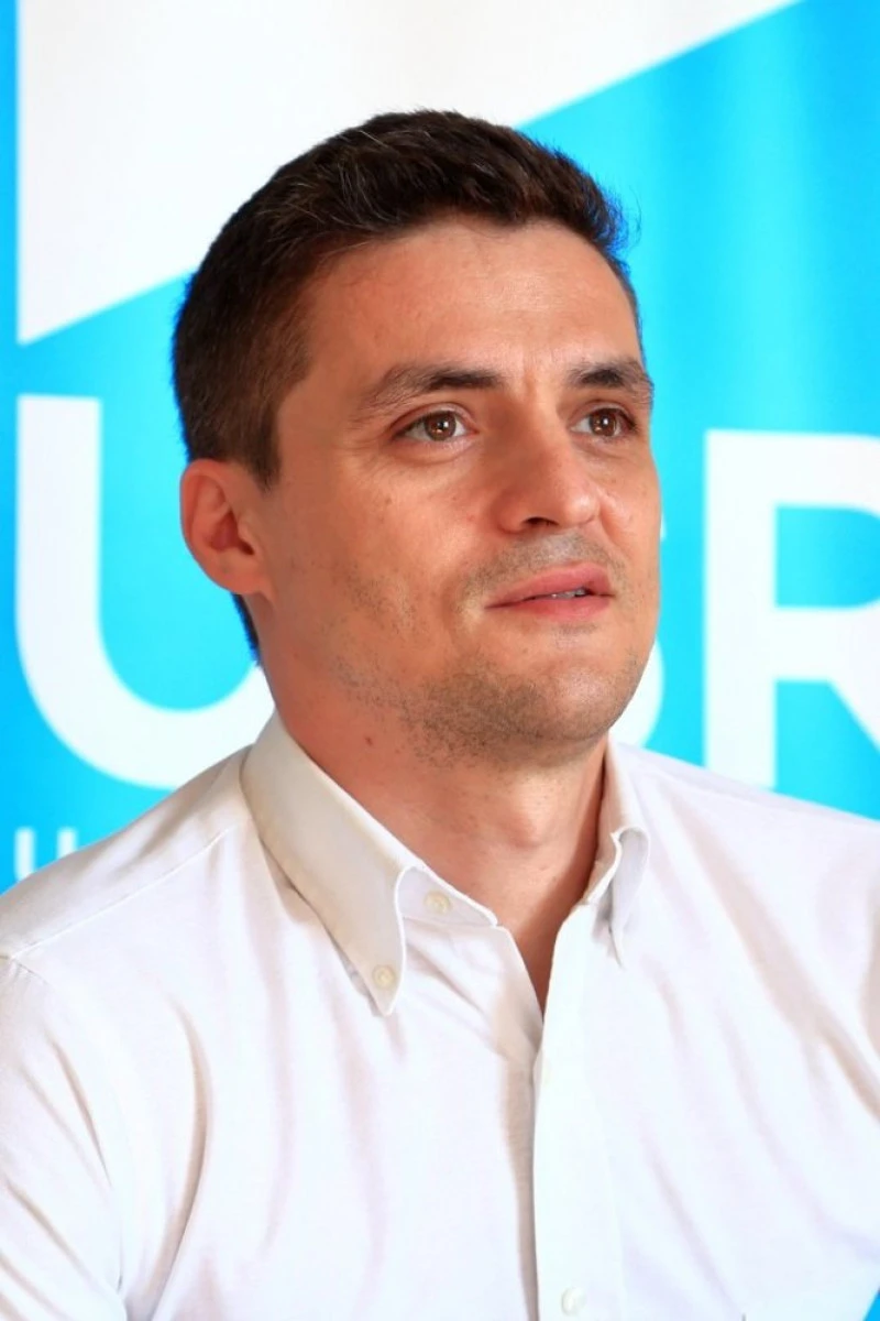 Sergiu Vlad: USR a cerut dezbatere publică pentru facilități la transportul pensionarilor