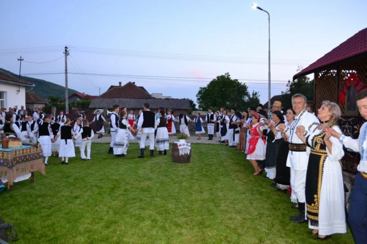 Şezătoarea ,,Dor de satul strămoşesc”, în Parohia Galşa