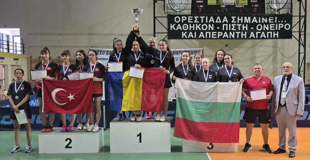 Sferlea și Madar au urcat de șase ori pe podiumul balcanic pentru România! Ambele jucătoare de la CSM Arad - triple medaliate (FOTO)