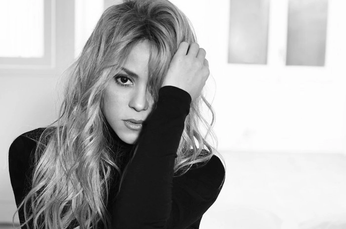 Shakira ar putea face 2 ani de închisoare