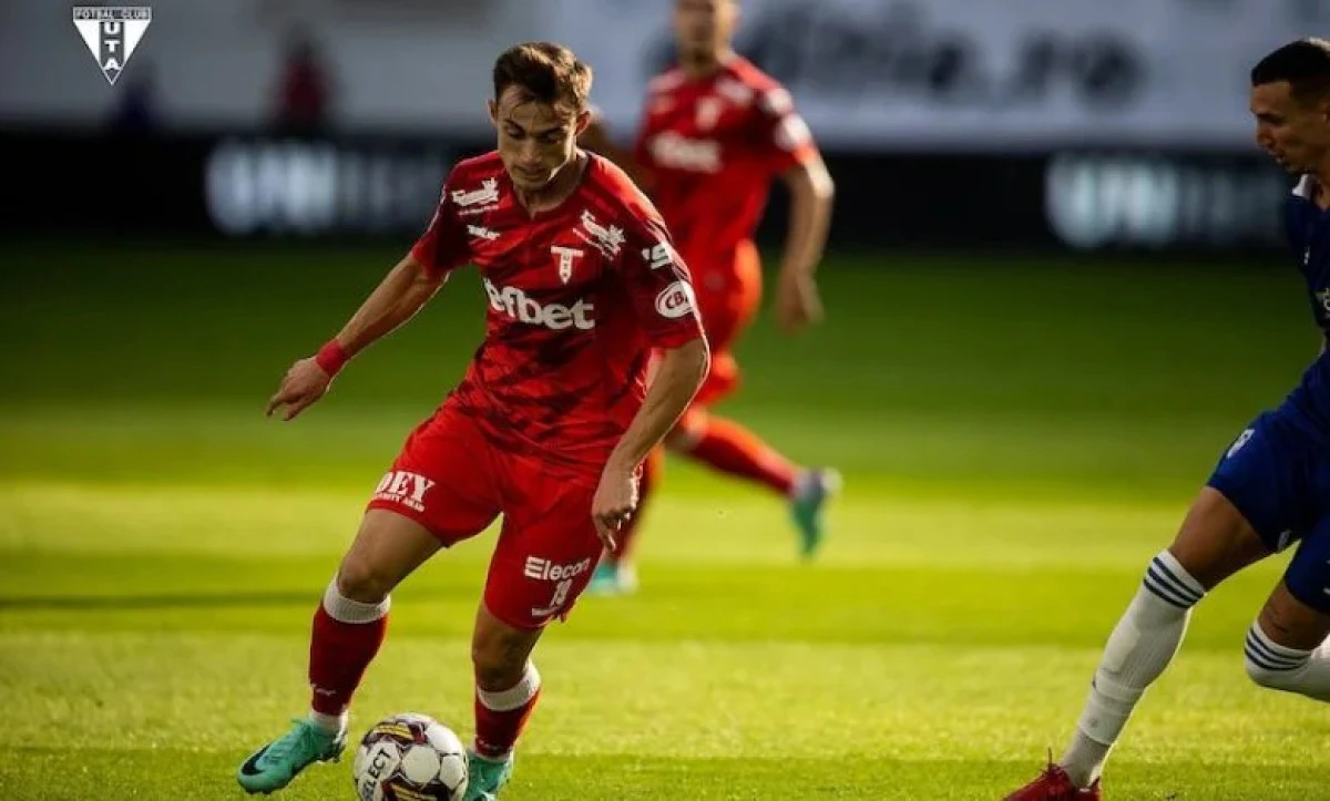 Și Rednic are probleme înaintea meciului cu Rapid: Micovschi da, Pop și Vulturar ba!
