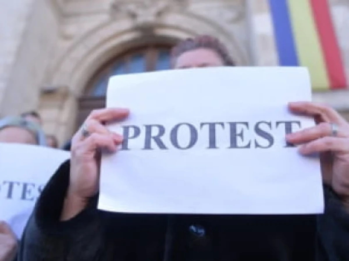 Sindicatele din casele de pensii amenință cu blocarea activității dacă noua Lege a salarizării rămâne în forma actuală