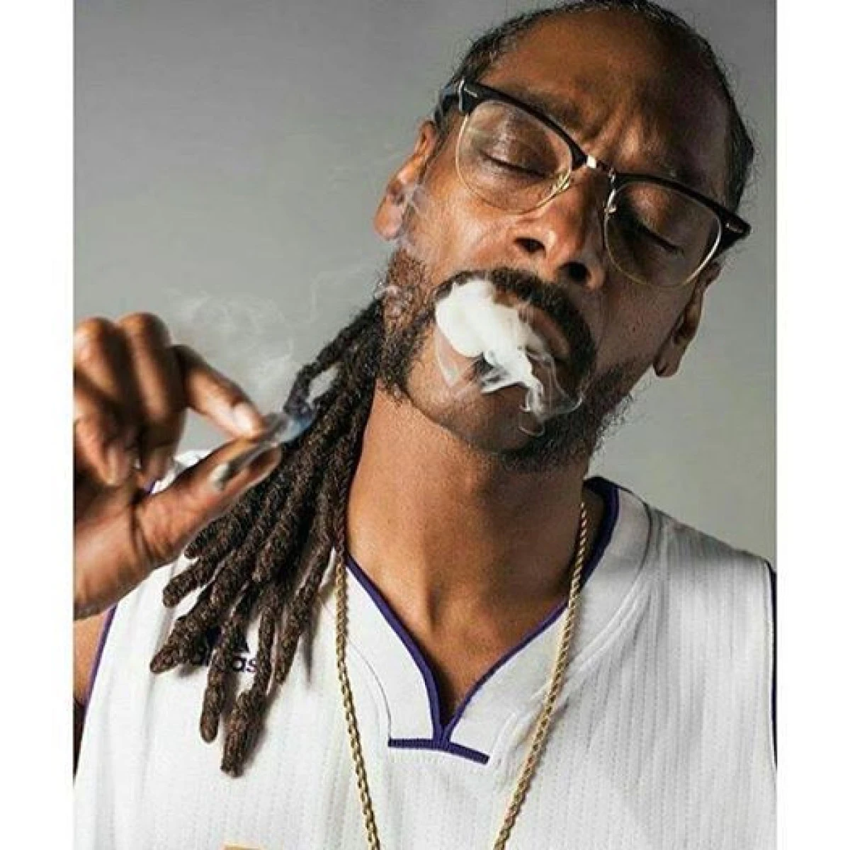 SNOOP DOGG A ANUNTA CA VA VENI IN CURAND IN ROMANIA, DUPA CE NE-A „VIZITAT“ DIN GRESEALA