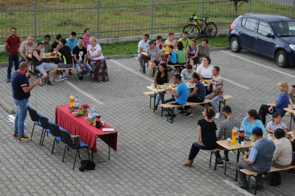 Sociologul Luca Vincenti s-a întâlnit cu tinerii de la Centrul Social cu Destinaţie Multifuncţională