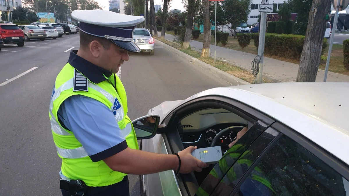 Șoferi fără permis și băuți la volan