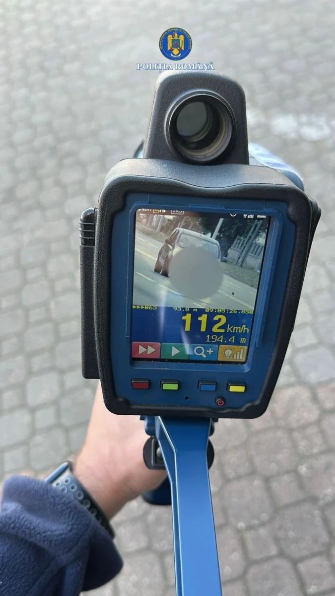 Șoferiță din Livada, prinsă băută și circulând cu 112 km/h în Arad