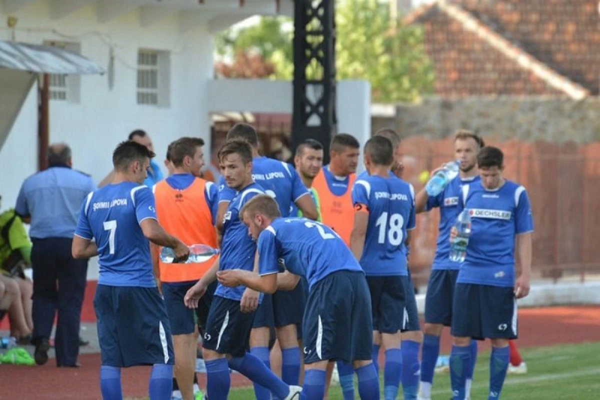 ŞOIMII LIPOVA E COTATĂ PRINTRE FAVORITELE LIGII A IV-A