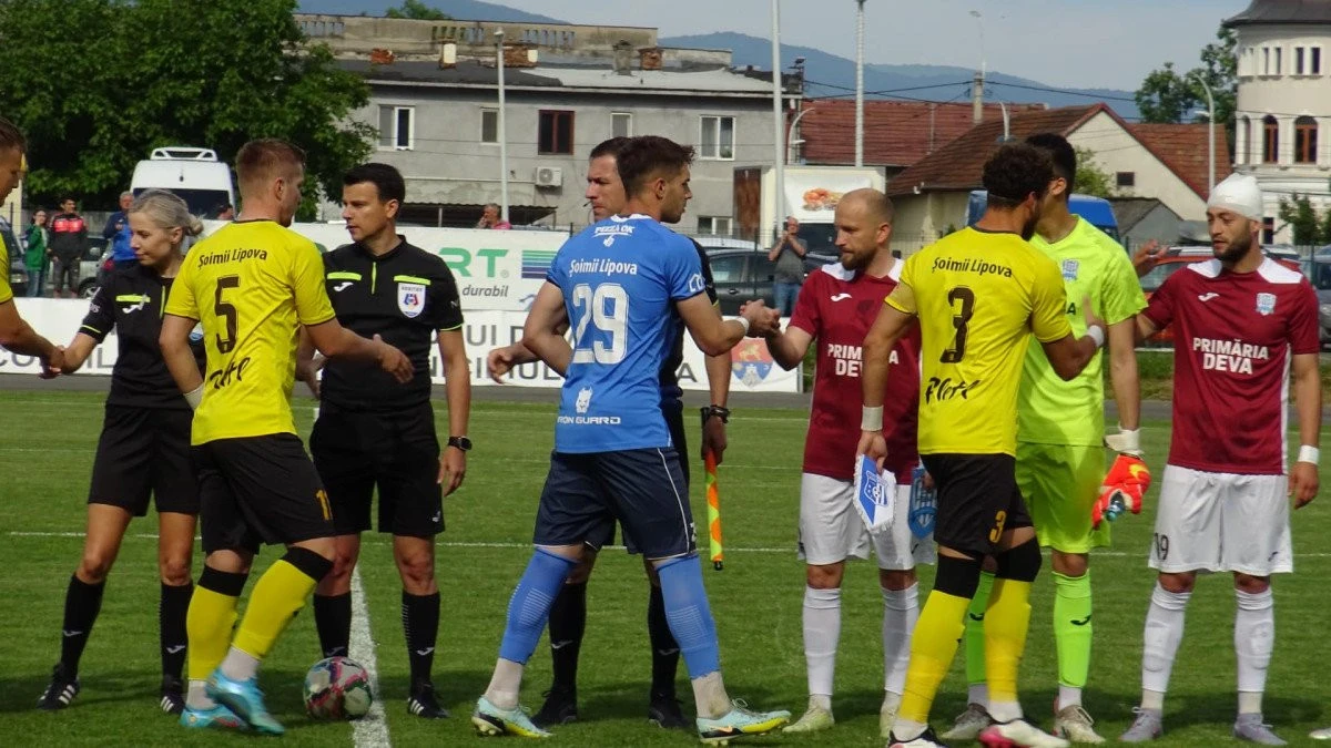 Șoimii Lipova rămâne în Liga a III-a, doar egal în returul semifinalei cu CSM Deva!