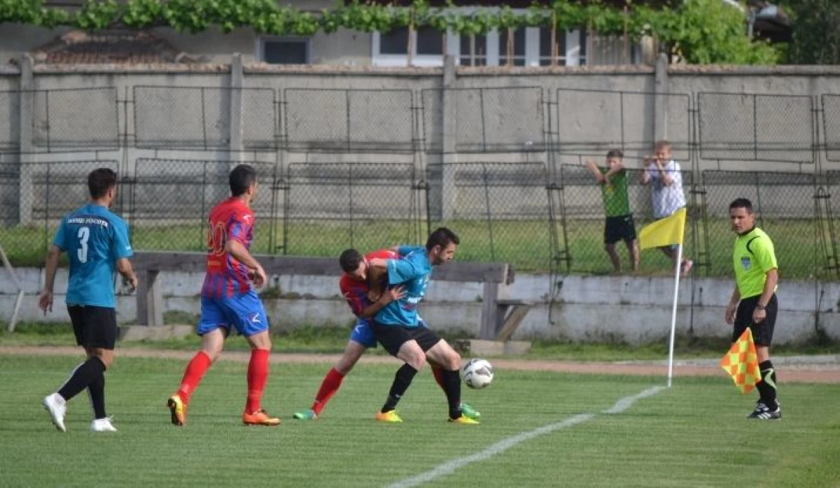 SOIMII PINCOTA - LUCEAFARUL ORADEA 1-0, INTR-UN MECI AMICAL DISPUTAT LA TARNOVA