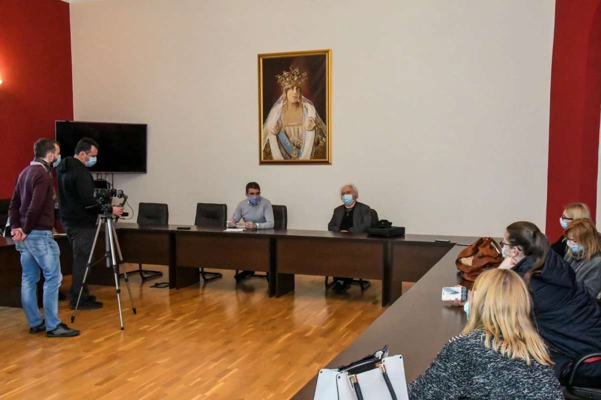 „Soluția" primarului Bibarț în ceea ce privește Teatrul Vechi: „Sunt convins că se va găsi o soluție"