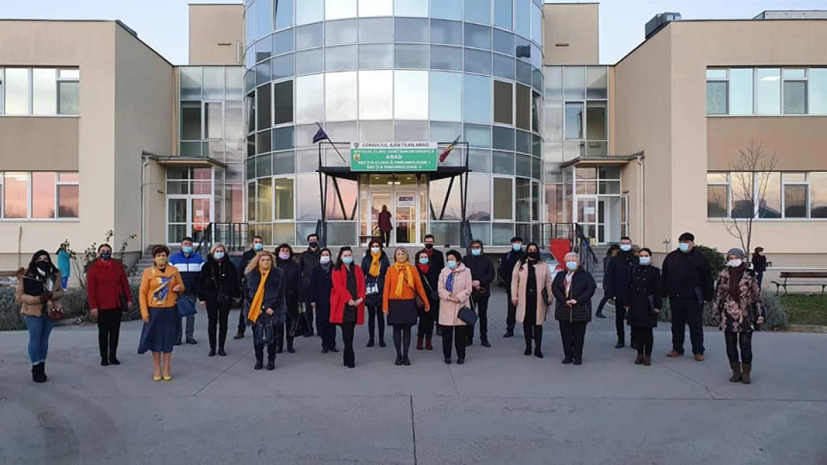 Spitalul Covid, colindat de Corul Academic al Filarmonicii Arad