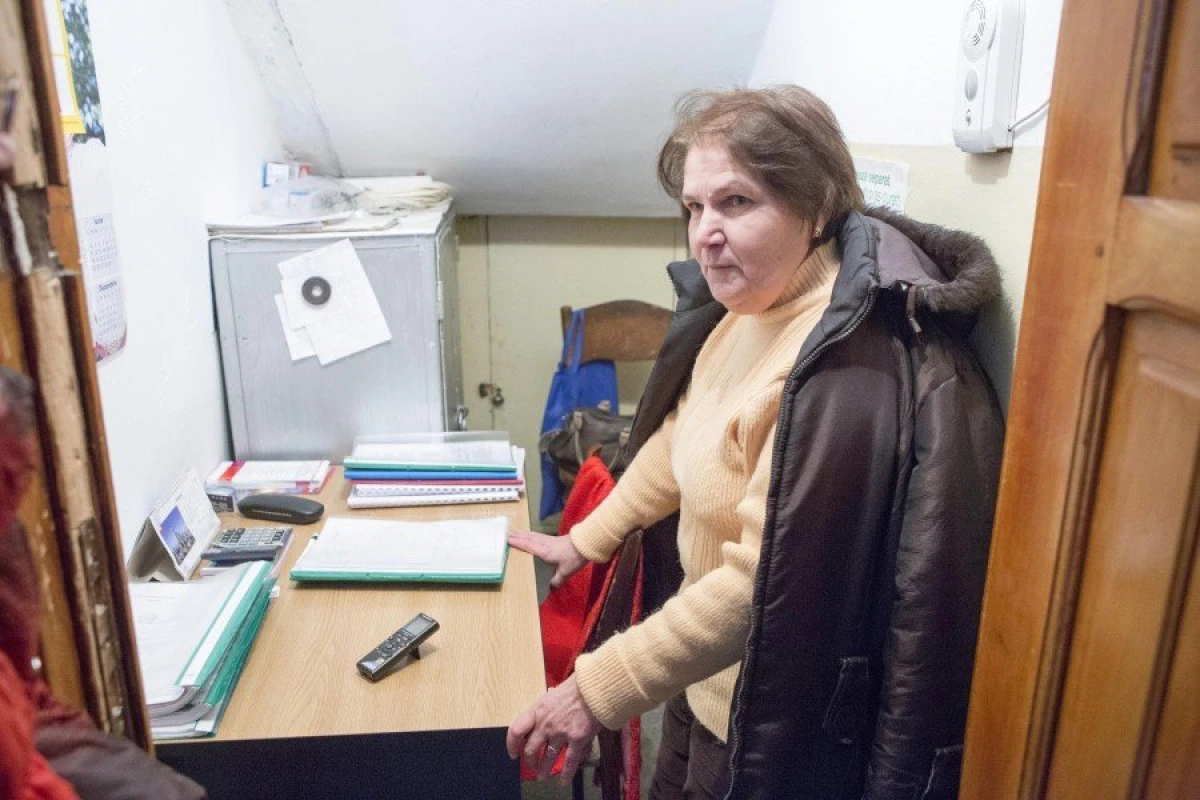 Stai la bloc? Vezi când ești obligat să lași administratorul să-ți intre în casă!