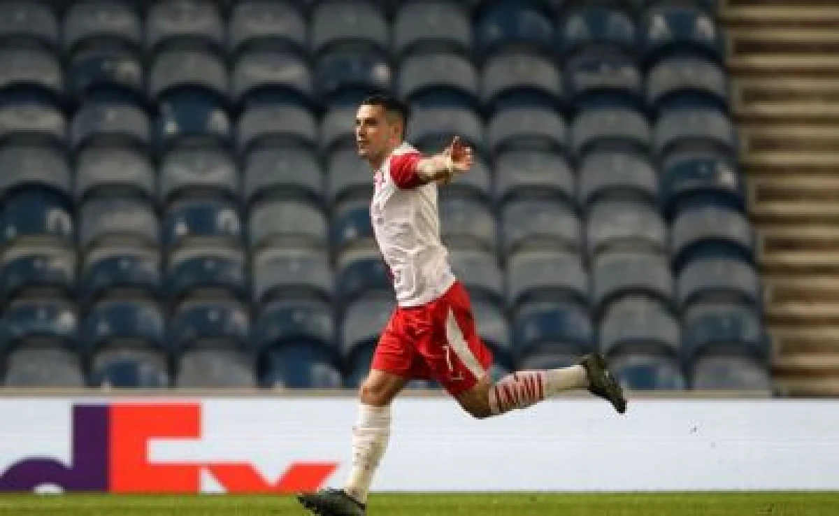 Stanciu a marcat din nou şi s-a calificat cu Slavia în sferturile Europa League