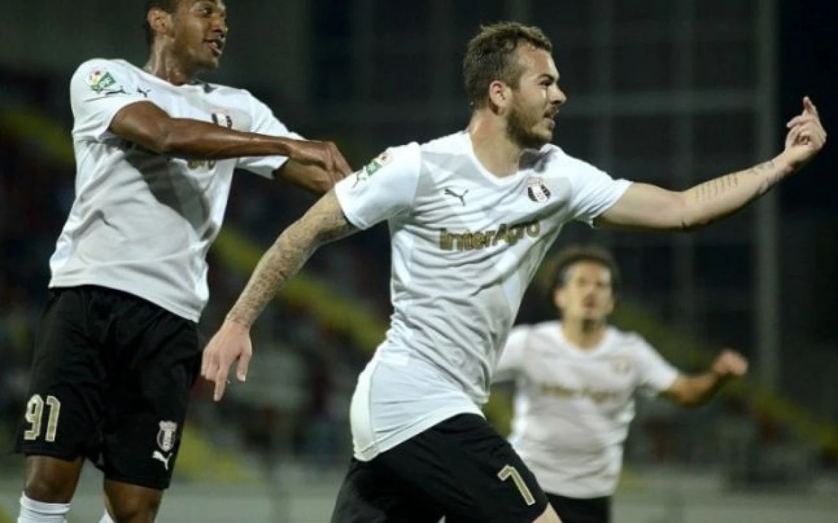 START ÎN CUPA LIGII LA FOTBAL. STEAUA ŞI ASTRA, ÎN SFERTURI
