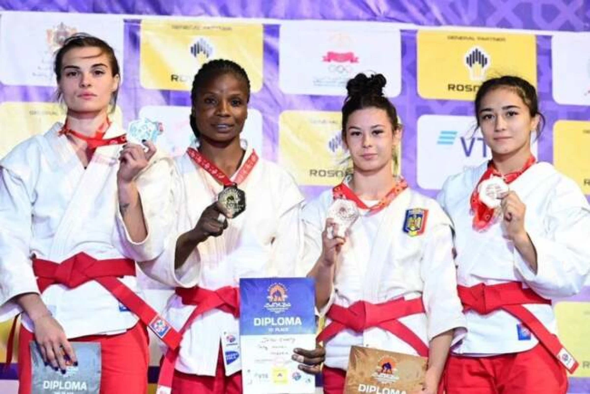 „Studenta” Ana Maria Vladu a cucerit bronzul mondial la sambo pe plajă