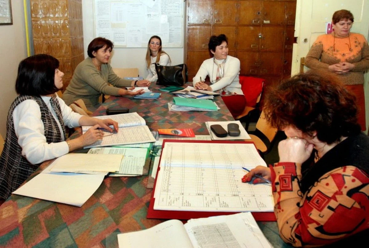 SUB JUMATATE DINTRE CANDIDATI AU PROMOVAT DEFINITIVATUL IN JUDETUL ARAD