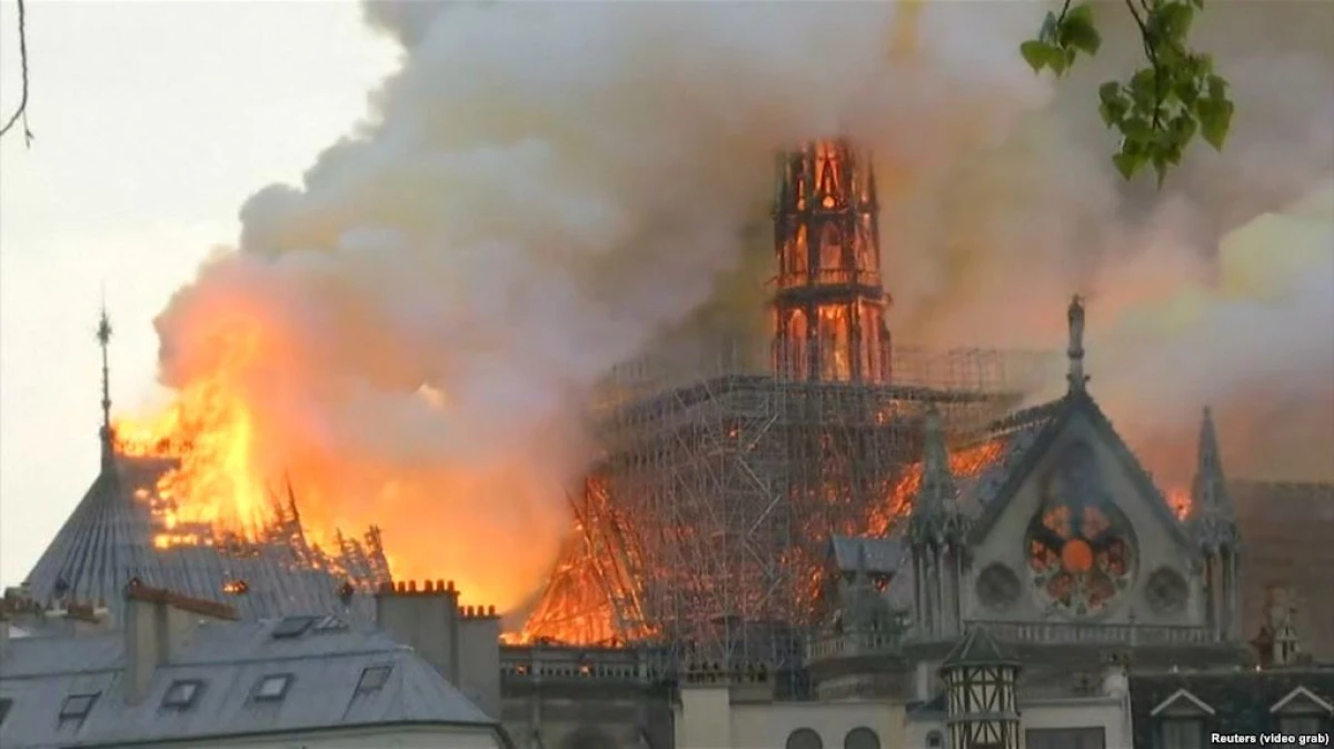Suma incredibilă strânsă din donații pentru refacerea catedralei Notre-Dame
