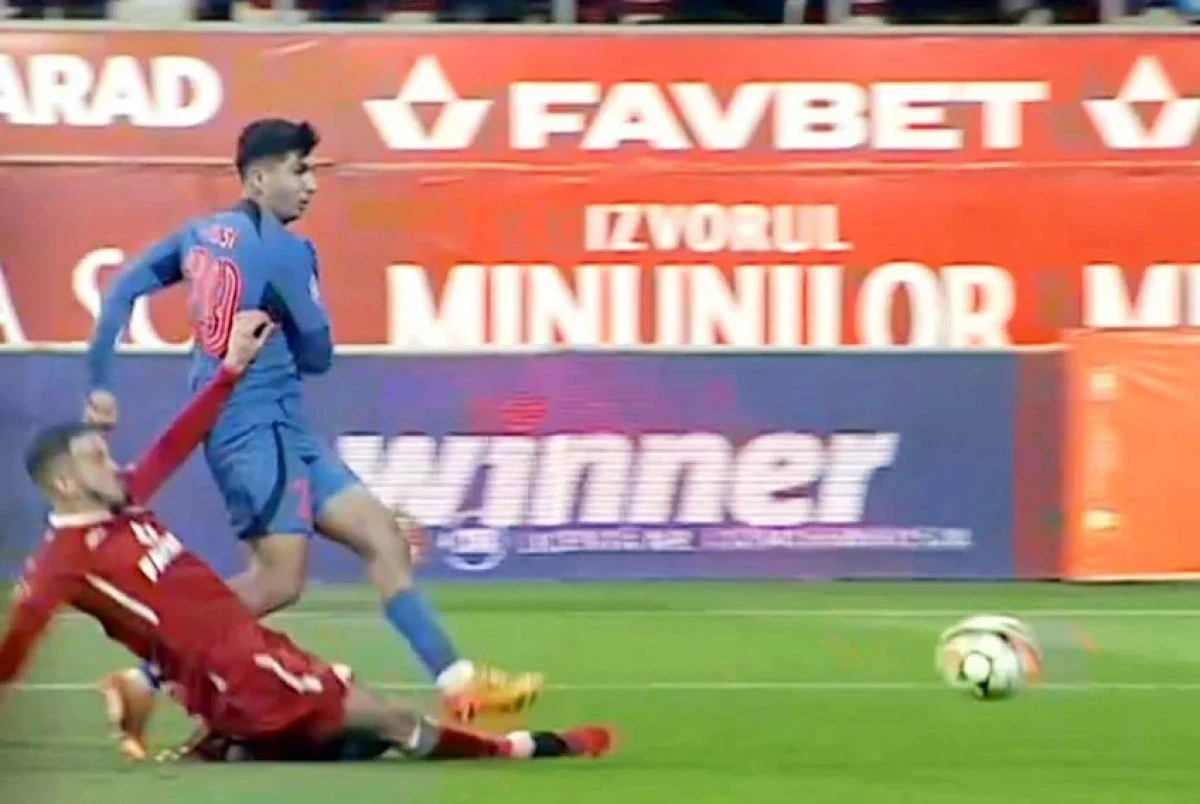 SuperLiga hoțiilor! FCSB câștigă cu arbitri în fața UTA-ei, după un penalty inventat
