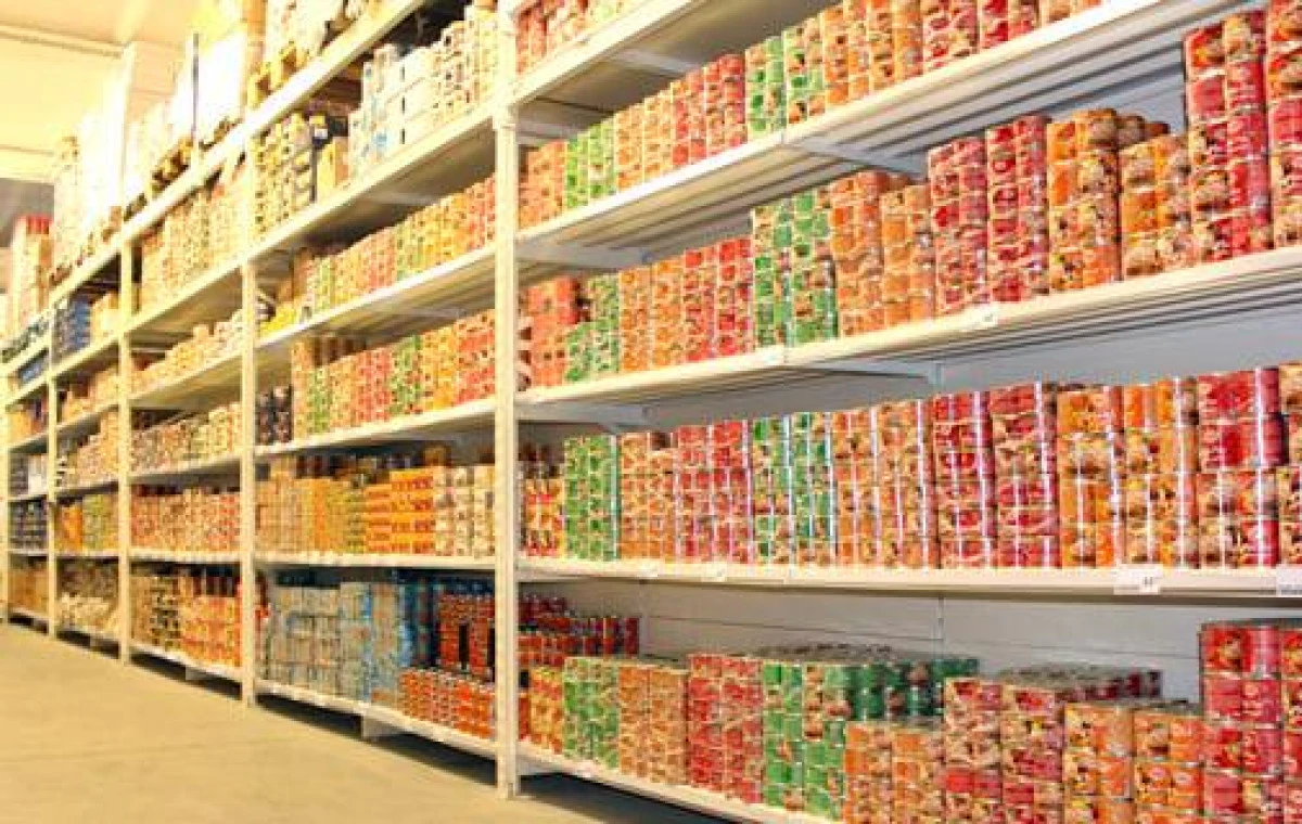 Supermarket din Arad, amendat cu 30.000 lei pentru că funcționa fără autorizație de mediu